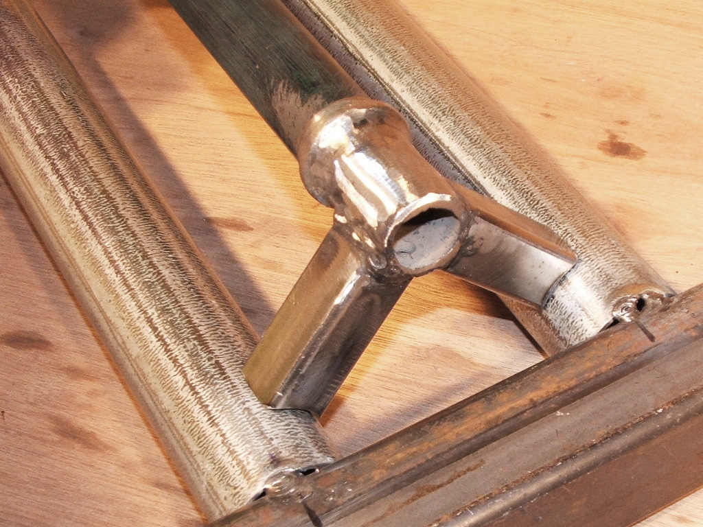 Gladiator Chopper Trike - dit chopper forks